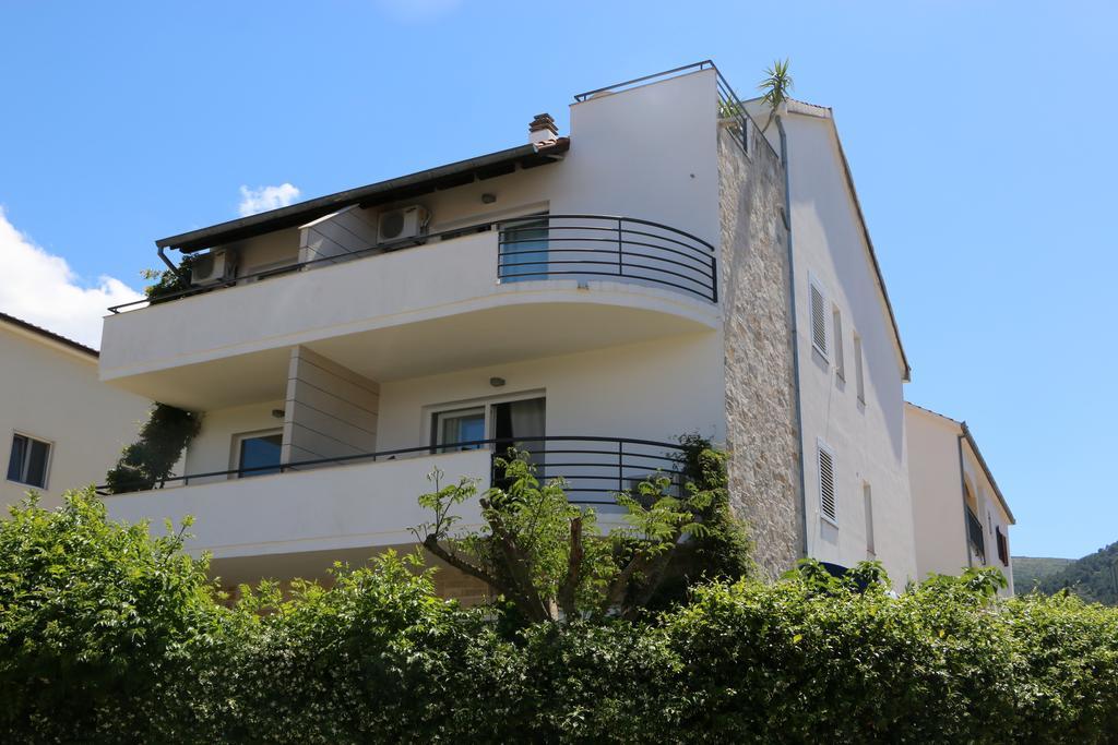 Anchor Apartments Stari Grad  Eksteriør billede