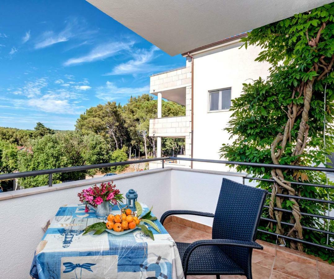 Anchor Apartments Stari Grad  Eksteriør billede