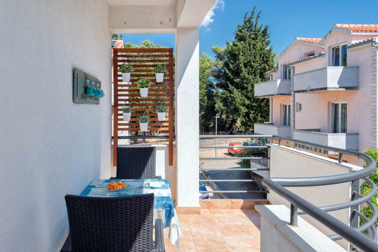 Anchor Apartments Stari Grad  Eksteriør billede